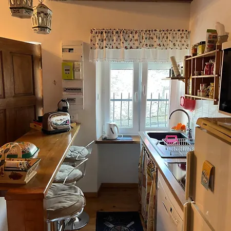 Basia, - Centre , Quartier Historique Sanctuaires A 7 Min A Pied *