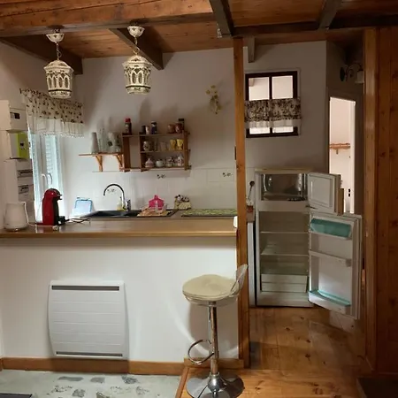 Basia, - Centre , Quartier Historique Sanctuaires A 7 Min A Pied Лурд